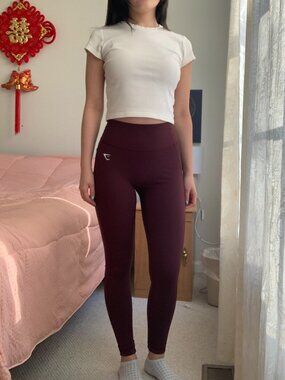 Lifting Pocket Leggings in Depth Purple